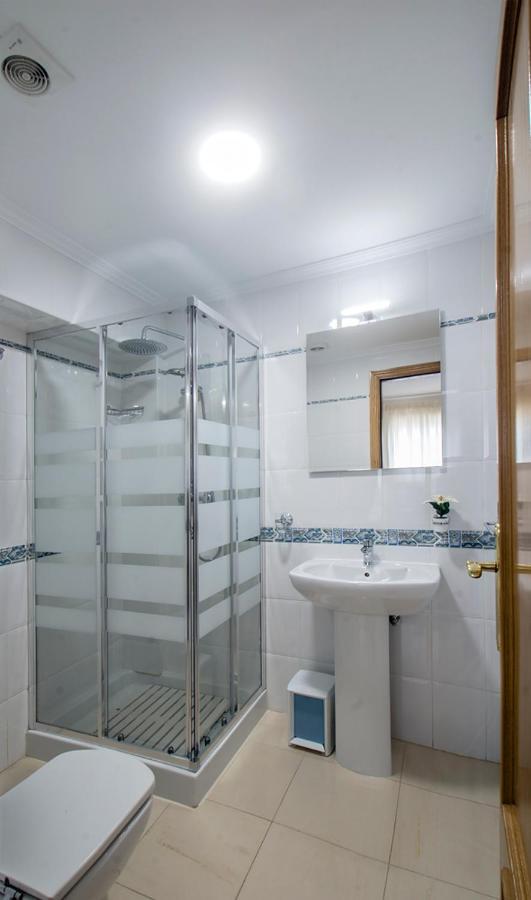 טורמולינוס Apartamentos Amat - Only Adult - Playa El Bajondillo מראה חיצוני תמונה