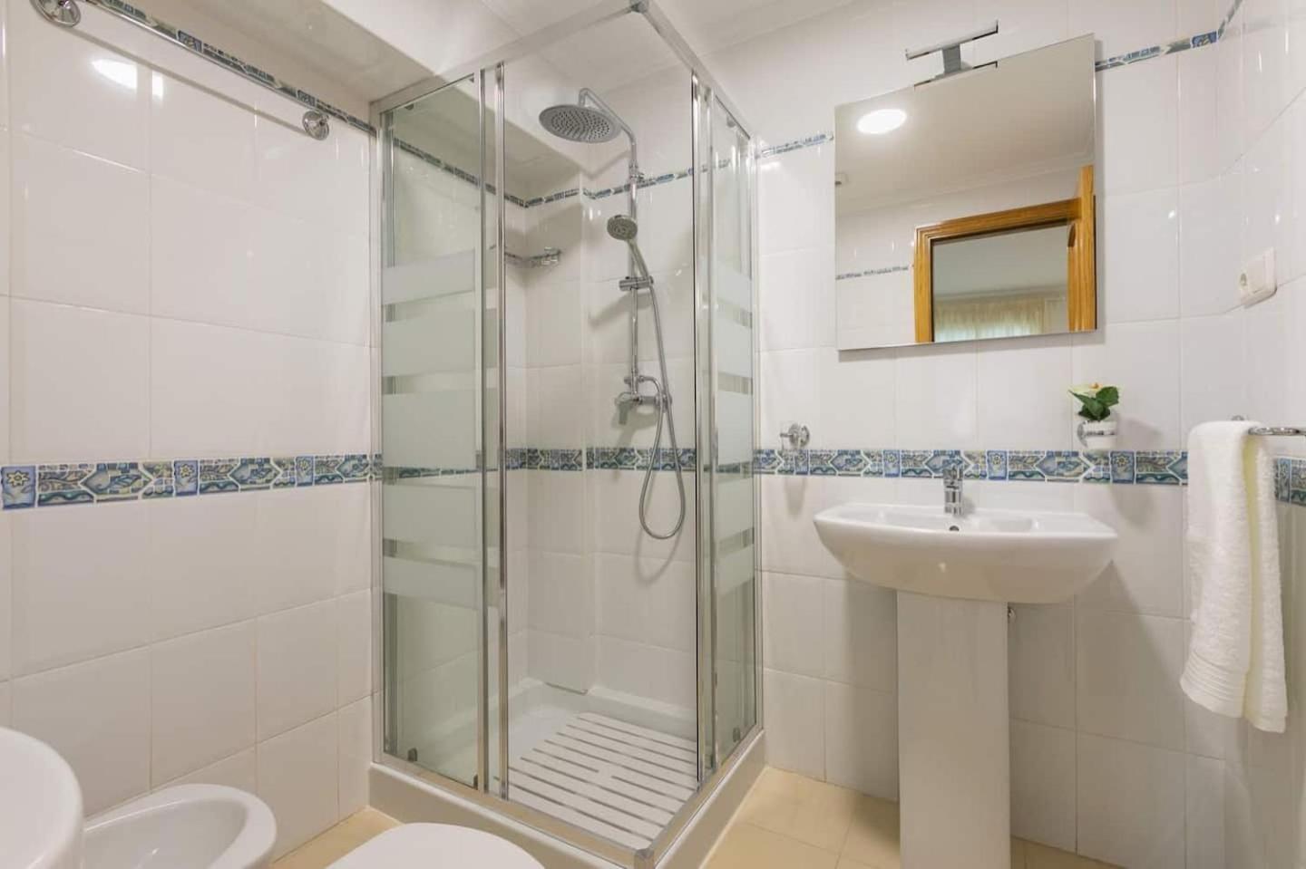 טורמולינוס Apartamentos Amat - Only Adult - Playa El Bajondillo מראה חיצוני תמונה